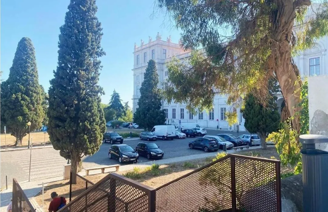 Almirante24 - Apartment With Garden - Ajuda Palace & Royal Treasure Museum-1